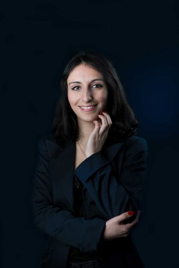 photo corporate linkedin cv entreprise professionnelle professionnel photographe eucleia shooting seance saint gilles lunel aimargues le grau du roi aigues mortes vauvert generac arles nimes